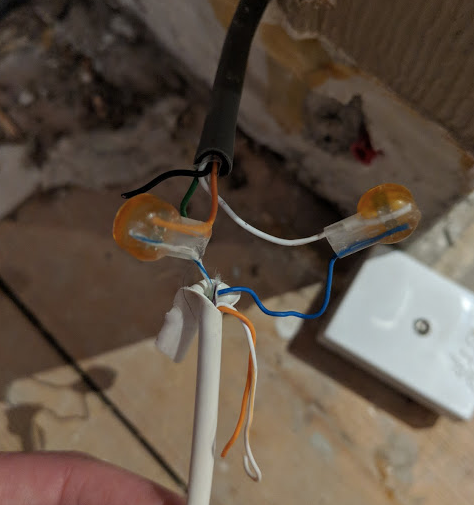 Screen Shot 2018-03-27 at 22.01.00.png