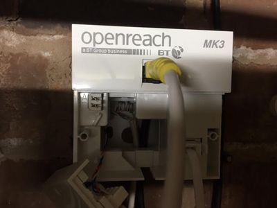 One ethernet cable in the ethernet port of the ORMK3